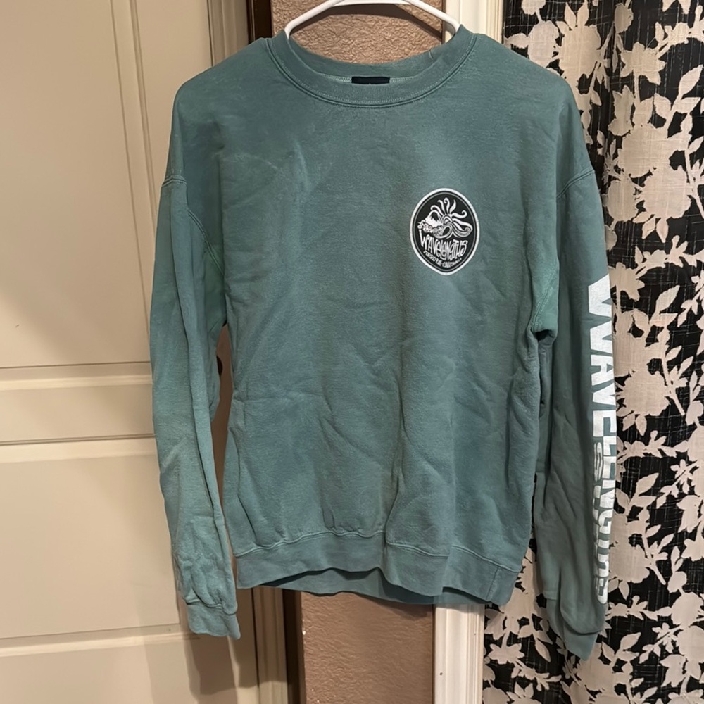 Women's Green Sweatshirt wavelengths